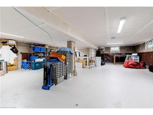 2409 Walker'S Line, Burlington, ON 