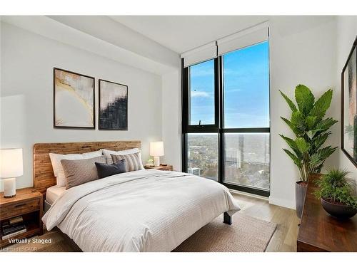 3313-60 Frederick Street, Kitchener, ON - Indoor Photo Showing Bedroom