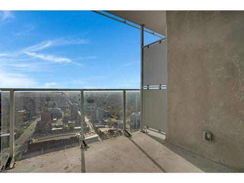 3313-60 Frederick Street, Kitchener, ON - Outdoor