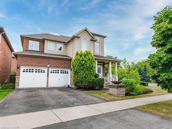 4 Panorama Way  Stoney Creek, ON L8E 6C6