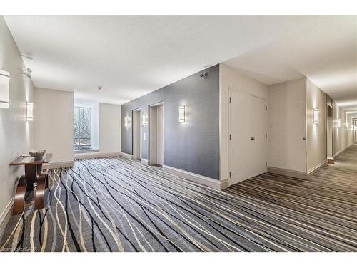 412-430 Pearl Street, Burlington, ON - Indoor