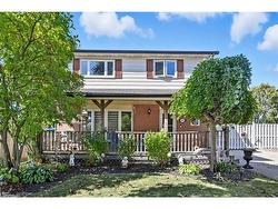 107 Billington Crescent  Hamilton, ON L8T 4R3