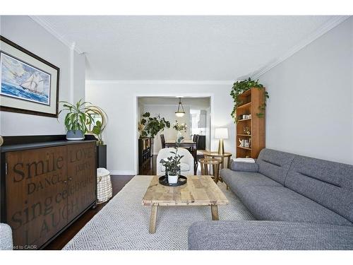 38 Locke Street S, Hamilton, ON - Indoor Photo Showing Living Room