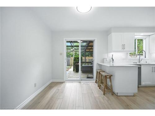 38 Locke Street S, Hamilton, ON - Indoor Photo Showing Kitchen