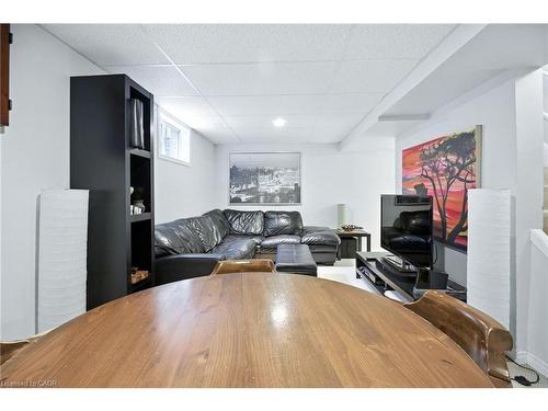 38 Locke Street S, Hamilton, ON - Indoor Photo Showing Living Room