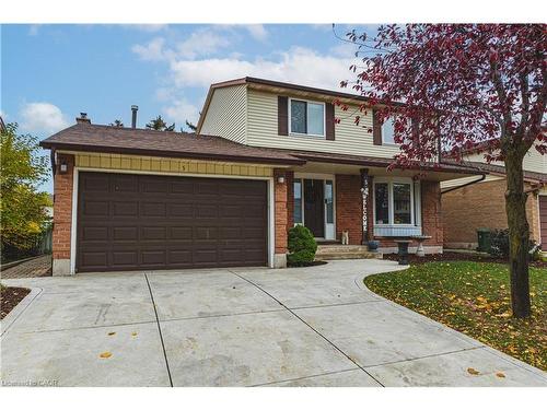 5 Bing Crescent, Stoney Creek, ON - Outdoor With Facade