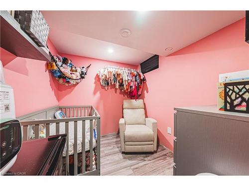 5 Bing Crescent, Stoney Creek, ON - Indoor