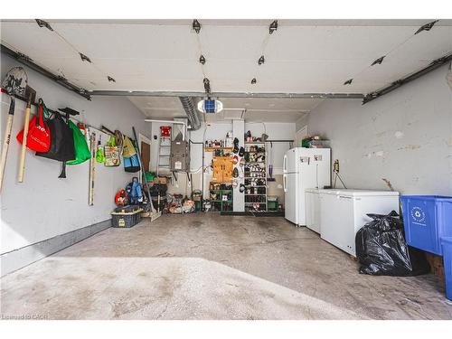 5 Bing Crescent, Stoney Creek, ON - Indoor Photo Showing Garage