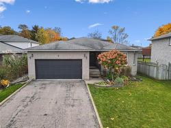 7 Peter Court  Cambridge, ON N1P 1C3