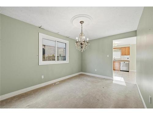 47 Elmira Drive, Hamilton, ON - Indoor Photo Showing Other Room