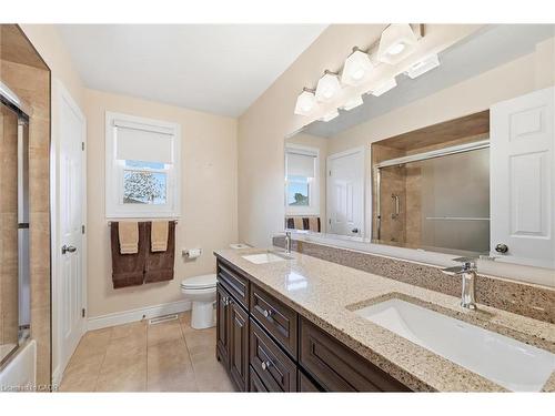 47 Elmira Drive, Hamilton, ON - Indoor Photo Showing Bathroom