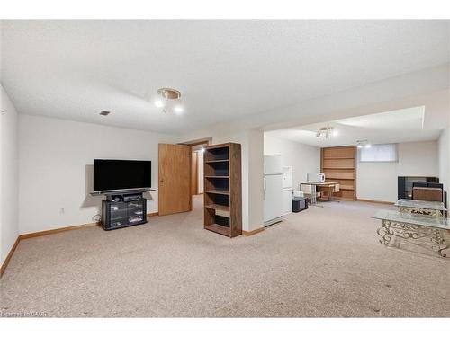 47 Elmira Drive, Hamilton, ON - Indoor