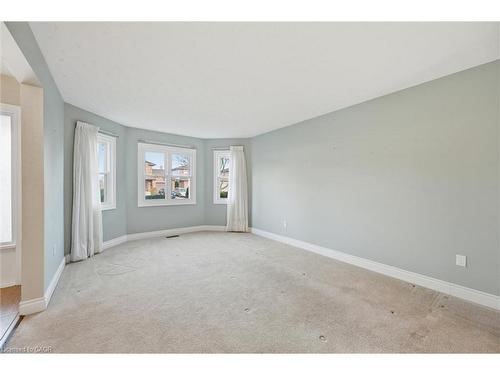 47 Elmira Drive, Hamilton, ON - Indoor Photo Showing Other Room