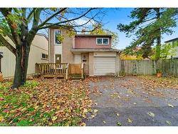 51 Lucas Lane  Ajax, ON L1S 3P7