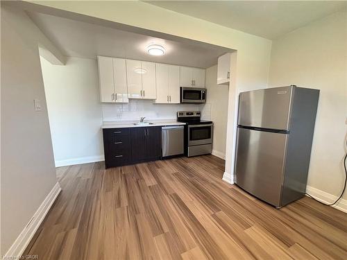 280 Lorne Avenue, Kitchener, ON - Indoor Photo Showing Kitchen With Stainless Steel Kitchen