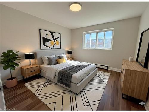280 Lorne Avenue, Kitchener, ON - Indoor Photo Showing Bedroom