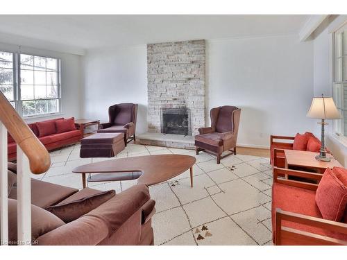 1460 Watersedge Road, Mississauga, ON - Indoor Photo Showing Living Room With Fireplace