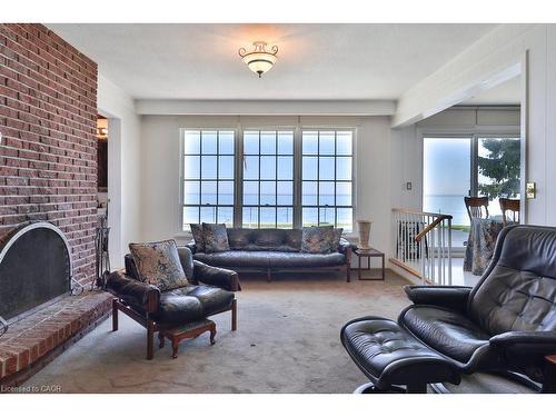1460 Watersedge Road, Mississauga, ON - Indoor Photo Showing Living Room With Fireplace