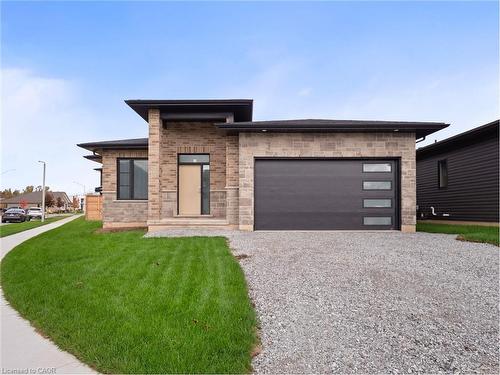 118 Willowbrook Drive  Welland, ON L3C 0G2