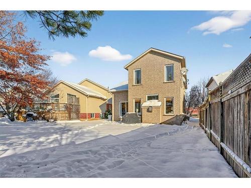 559 Chesapeake Drive, Waterloo, ON - Outdoor