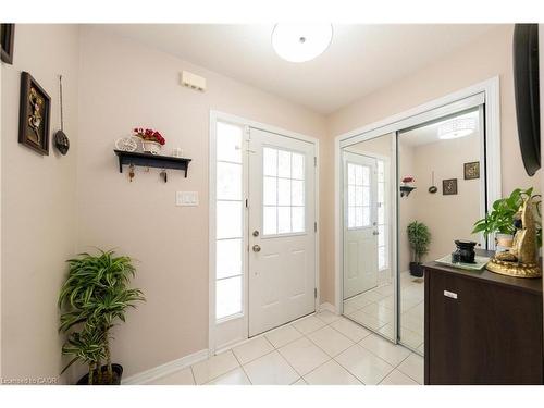 335 Falling Green Crescent, Kitchener, ON - Indoor Photo Showing Other Room