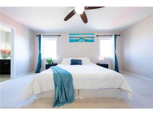 335 Falling Green Crescent, Kitchener, ON - Indoor Photo Showing Bedroom