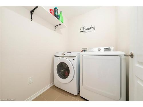 335 Falling Green Crescent, Kitchener, ON - Indoor Photo Showing Laundry Room