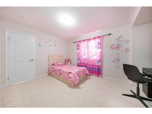 335 Falling Green Crescent, Kitchener, ON - Indoor Photo Showing Bedroom