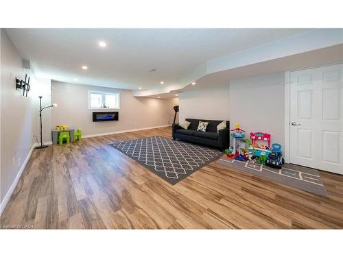 335 Falling Green Crescent, Kitchener, ON - Indoor