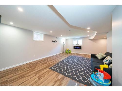 335 Falling Green Crescent, Kitchener, ON - Indoor