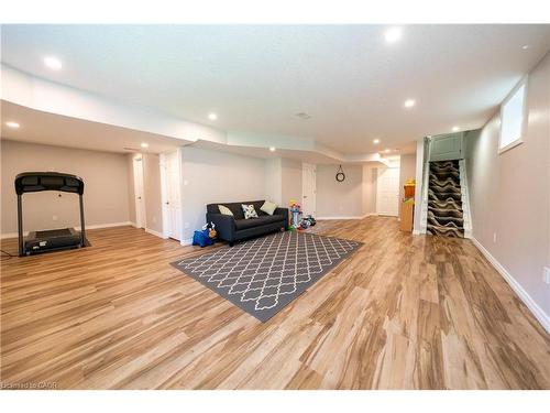 335 Falling Green Crescent, Kitchener, ON - Indoor