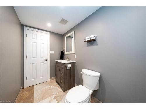 335 Falling Green Crescent, Kitchener, ON - Indoor Photo Showing Bathroom