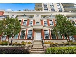 TH7-144 Park Street  Waterloo, ON N2L 0B6