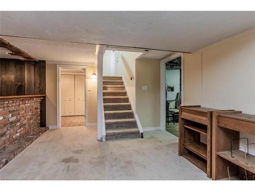 407 Murray Street, Grimsby, ON - Indoor Photo Showing Other Room