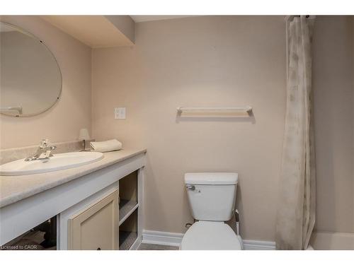 407 Murray Street, Grimsby, ON - Indoor Photo Showing Bathroom