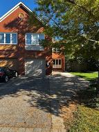 1151 Lindsay Drive  Oakville, ON L6M 3B7