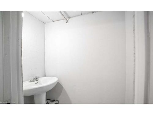 474 Barton Street E, Hamilton, ON 