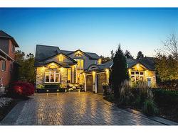 712 Highvalley Road  Ancaster, ON L9R 4E9