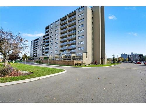 1001-15 Nicklaus Drive  Hamilton, ON L8K 5J5