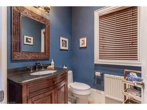 957 Beach Boulevard, Hamilton, ON - Indoor Photo Showing Bathroom
