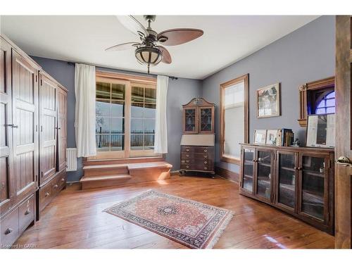 957 Beach Boulevard, Hamilton, ON - Indoor