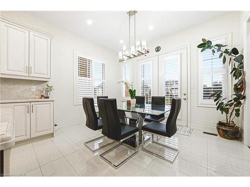 60 Golden Hawk Drive, Waterdown, ON - Indoor Photo Showing Dining Room