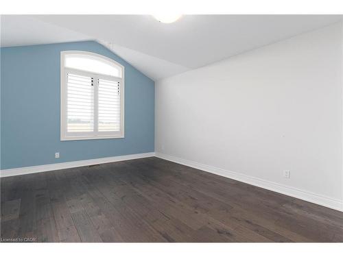 270 Farr Street, Pelham, ON - Indoor Photo Showing Other Room