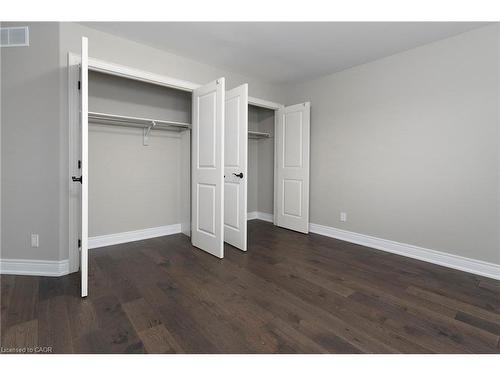 270 Farr Street, Pelham, ON - Indoor Photo Showing Other Room