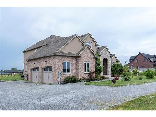270 Farr Street, Pelham, ON - Outdoor With Facade