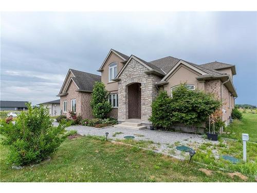 270 Farr Street, Pelham, ON - Outdoor