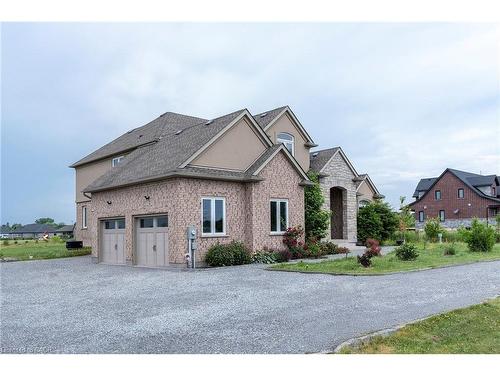 270 Farr Street, Pelham, ON - Outdoor With Facade