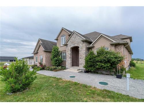 270 Farr Street, Pelham, ON - Outdoor