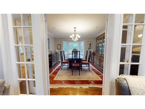 1962 Snake Road, Burlington, ON - Indoor