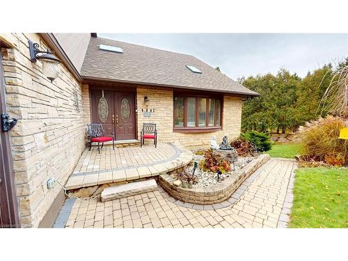 1962 Snake Road, Burlington, ON - Outdoor With Deck Patio Veranda
